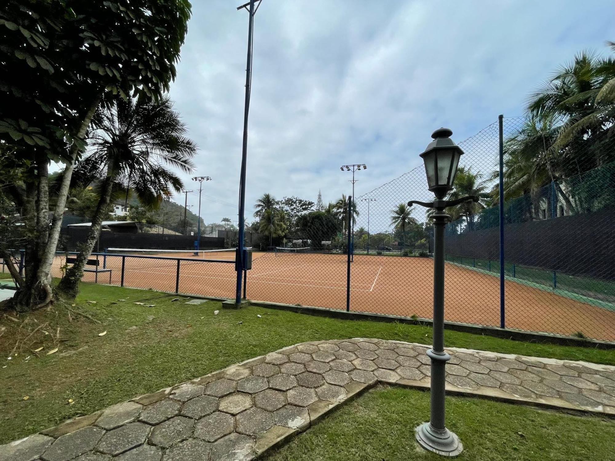 Condominio Wembley Tenis Praia Das Toninhas J406 Убатуба Екстериор снимка