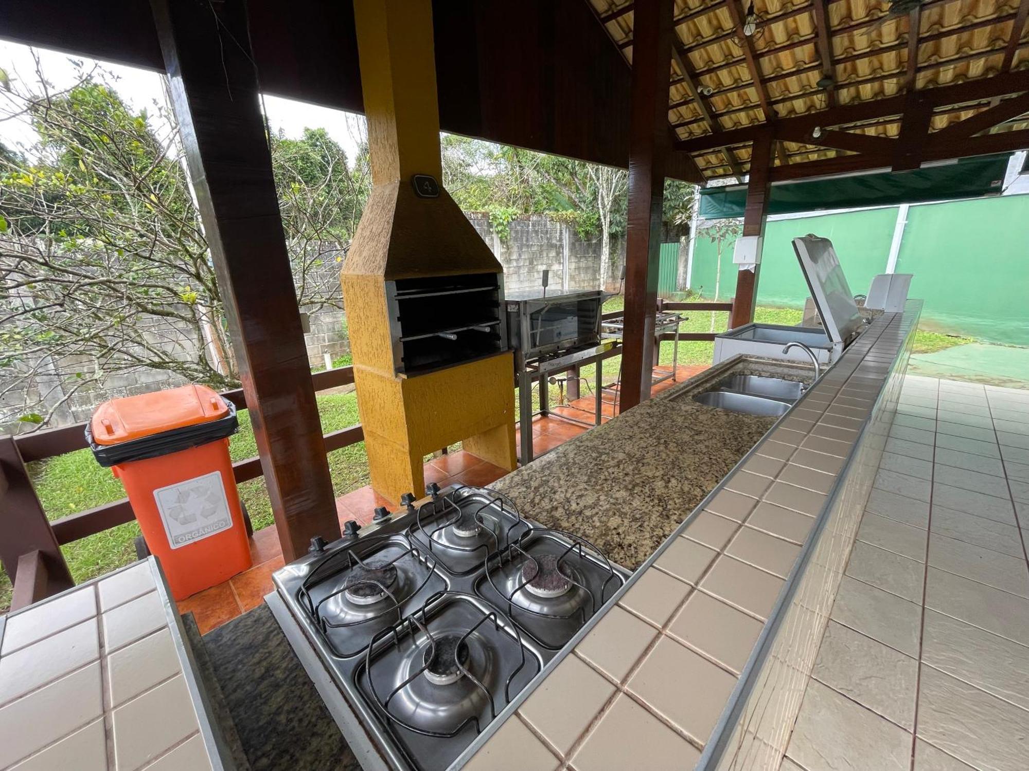 Condominio Wembley Tenis Praia Das Toninhas J406 Убатуба Екстериор снимка