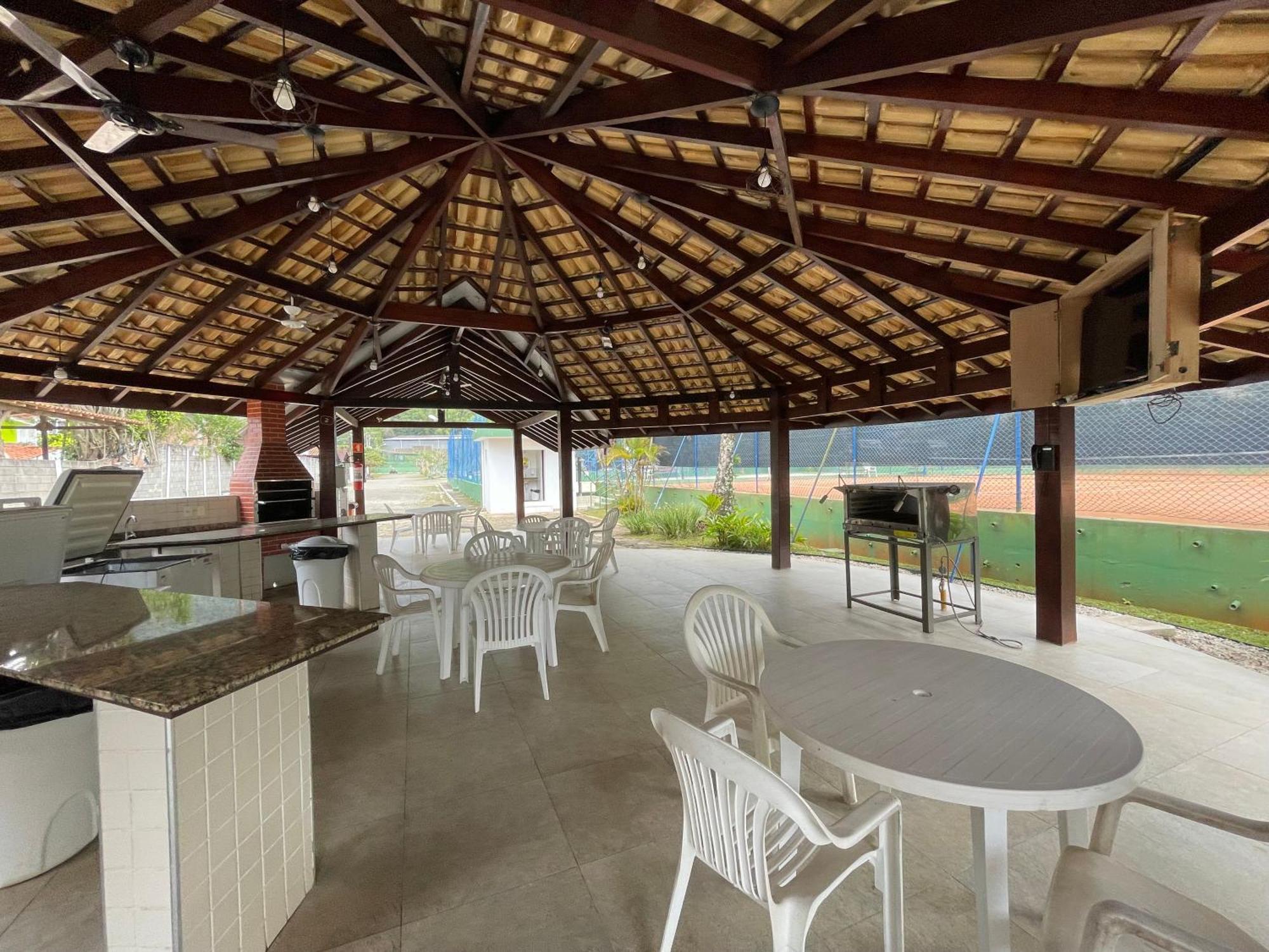 Condominio Wembley Tenis Praia Das Toninhas J406 Убатуба Екстериор снимка