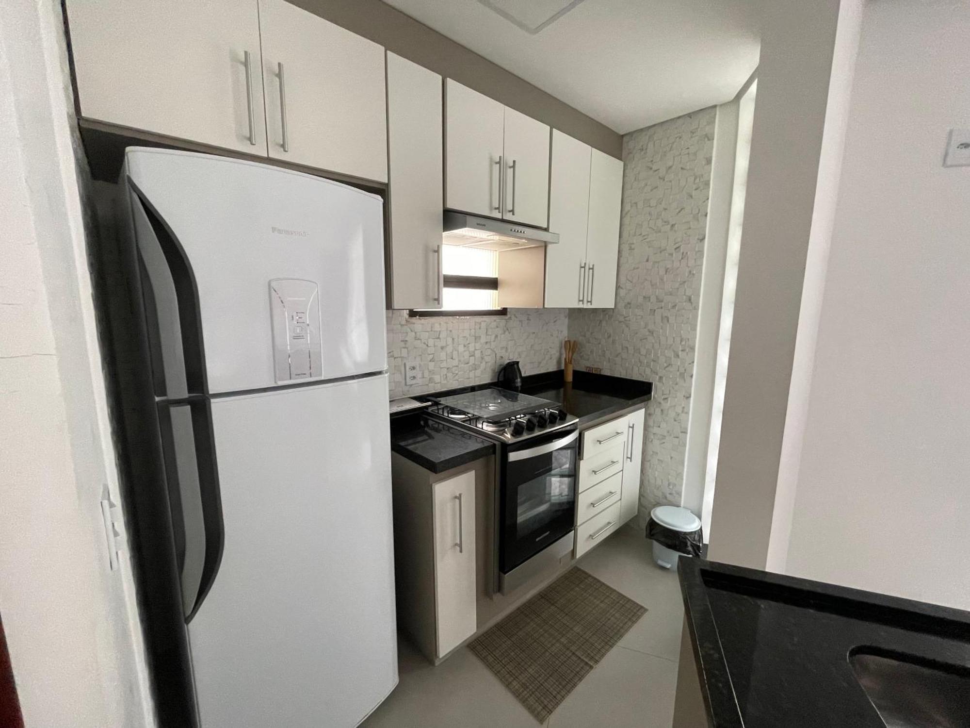 Condominio Wembley Tenis Praia Das Toninhas J406 Убатуба Екстериор снимка